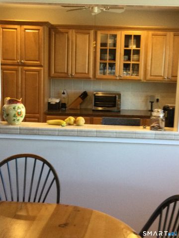 252 Agawam Drive A, Stratford, CT 06614