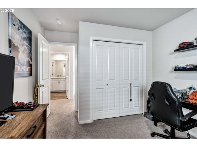 365 HIMALAYA St Ne, Salem, OR 97301