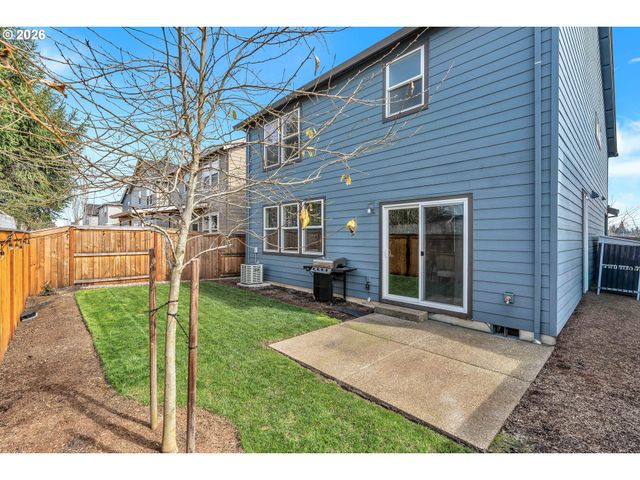 365 HIMALAYA St Ne, Salem, OR 97301