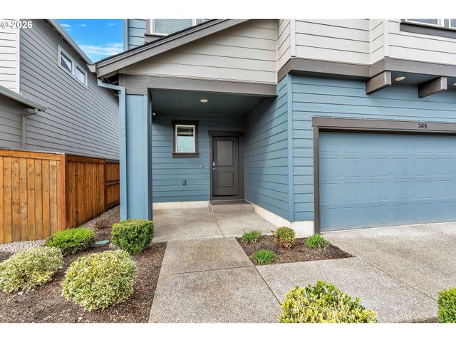 365 HIMALAYA St Ne, Salem, OR 97301