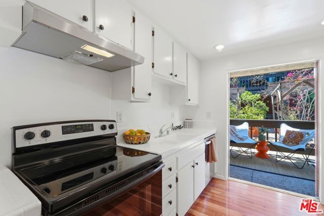 5130 Maytime Lane, Culver City, CA 90230