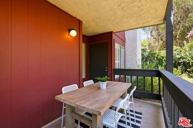 5130 Maytime Lane, Culver City, CA 90230