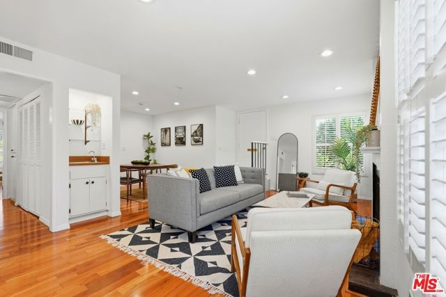 5130 Maytime Lane, Culver City, CA 90230