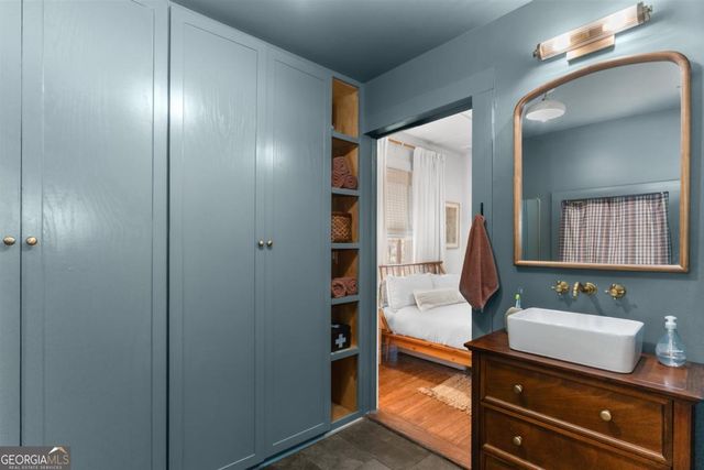 318 W South Street, Greensboro, GA 30642