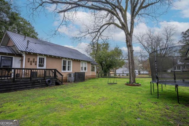 318 W South Street, Greensboro, GA 30642