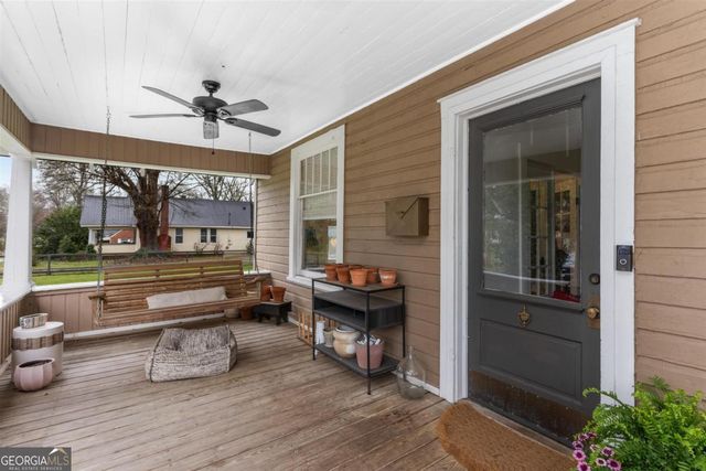 318 W South Street, Greensboro, GA 30642
