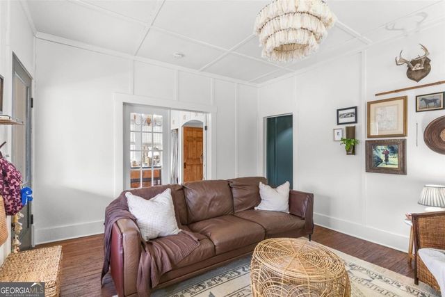 318 W South Street, Greensboro, GA 30642