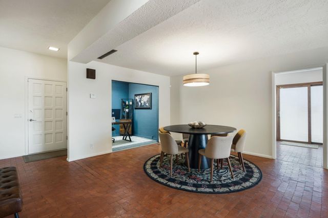 4536 Durango Court NE, Albuquerque, NM 87109