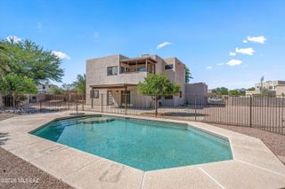 7407 W Palm Brook Place, Tucson, AZ 85743
