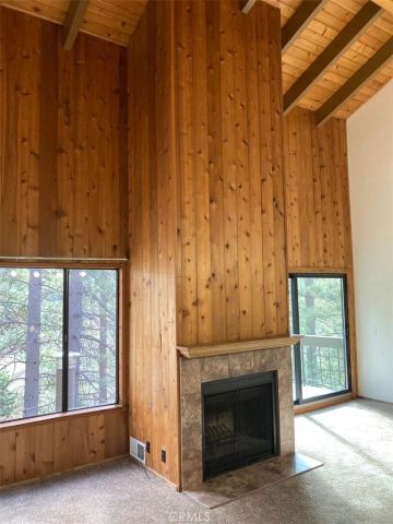 27657 Peninsula, Lake Arrowhead, CA 92352