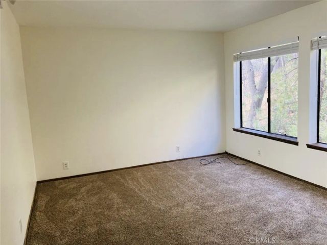 27657 Peninsula, Lake Arrowhead, CA 92352