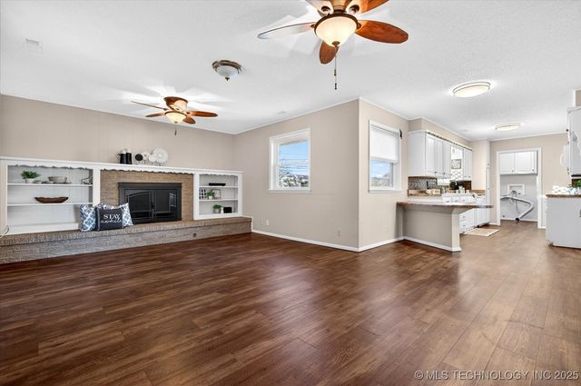 737 Crown Drive, Bartlesville, OK 74006