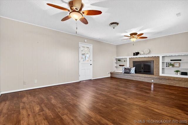 737 Crown Drive, Bartlesville, OK 74006