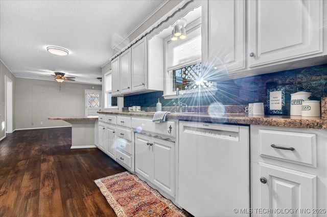 737 Crown Drive, Bartlesville, OK 74006