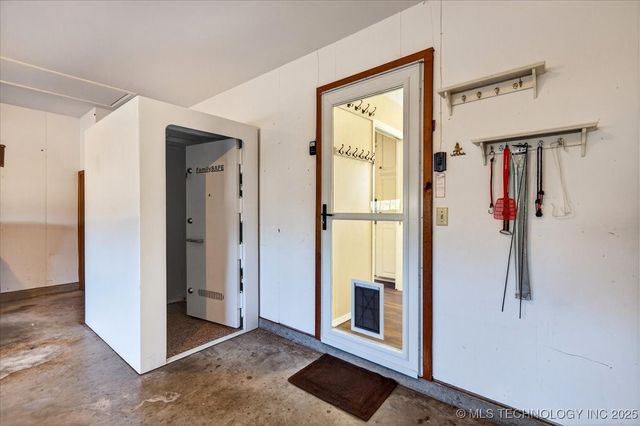 737 Crown Drive, Bartlesville, OK 74006