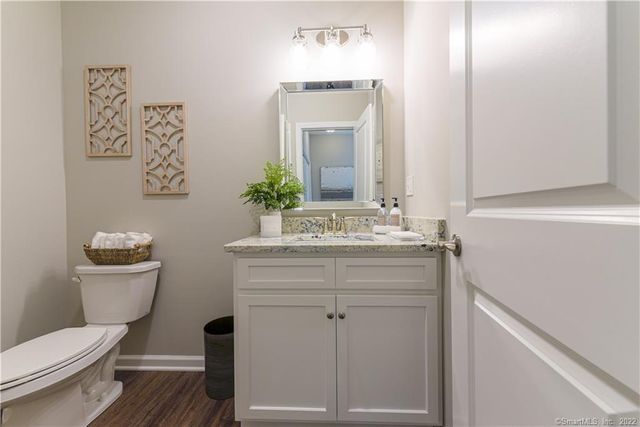 137 Mulholland Way, North Haven, CT 06473