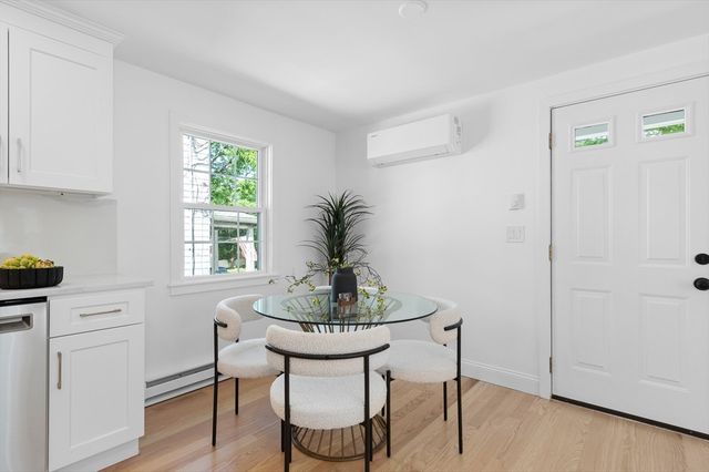 22 Park St A, Wakefield, MA 01880