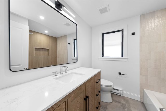 22 Park St A, Wakefield, MA 01880