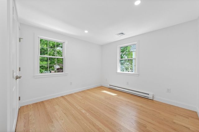 22 Park St A, Wakefield, MA 01880