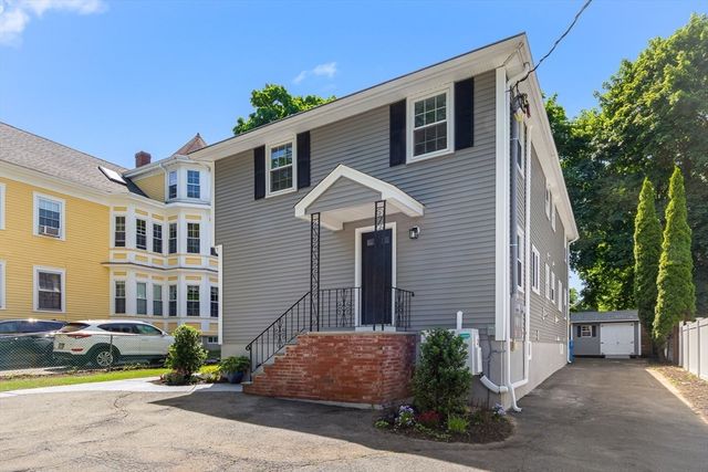 22 Park St A, Wakefield, MA 01880