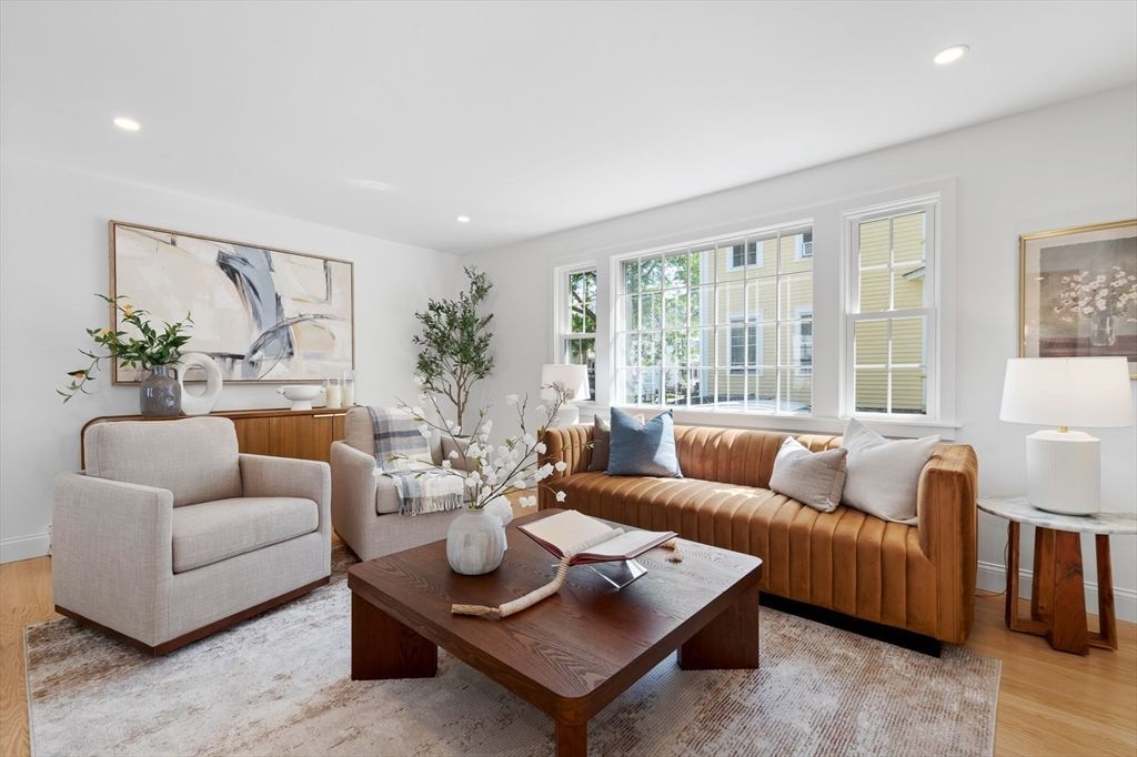 22 Park St A, Wakefield, MA 01880