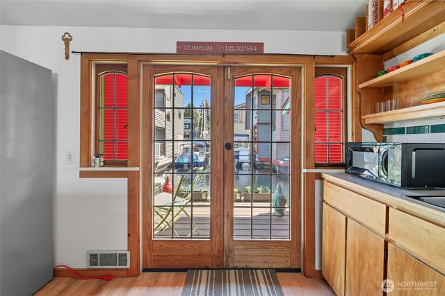 2727 Fairview Avenue E #18, Seattle, WA 98102