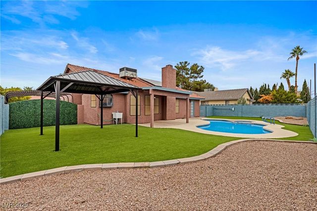 2842 Mahogany Grove Avenue, Henderson, NV 89074