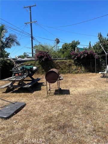 14605 S Bahama Avenue, Compton, CA 90220