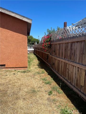 14605 S Bahama Avenue, Compton, CA 90220