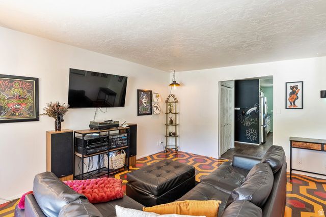 1876 W 3350 S, Salt Lake City, UT 84119