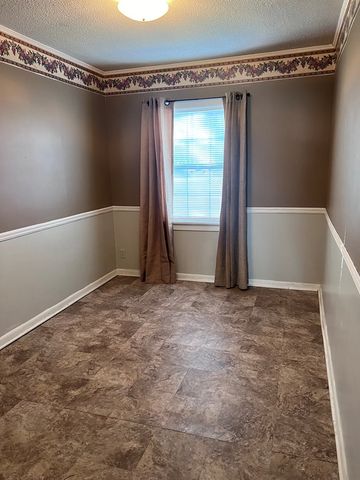 1203 S. Bell St, Dothan, AL 36301