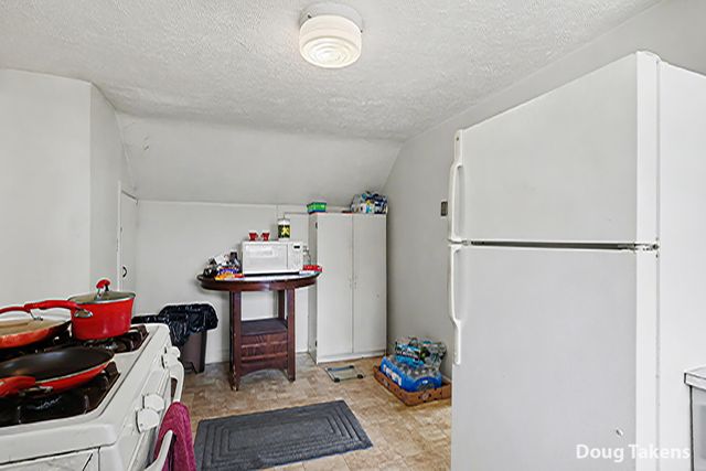 3047-3049 Highgate Avenue Sw, City Of Wyoming, MI 49509