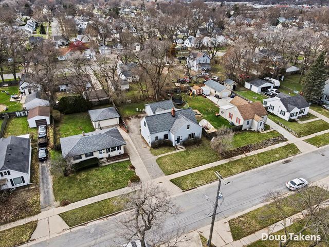 3047-3049 Highgate Avenue Sw, City Of Wyoming, MI 49509