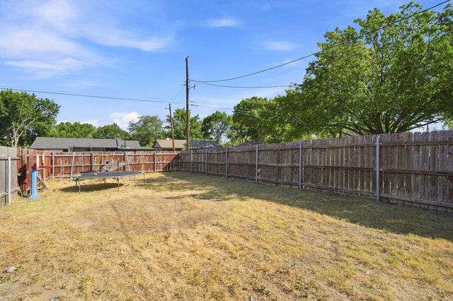 115 Solon Road, Waxahachie, TX 75165