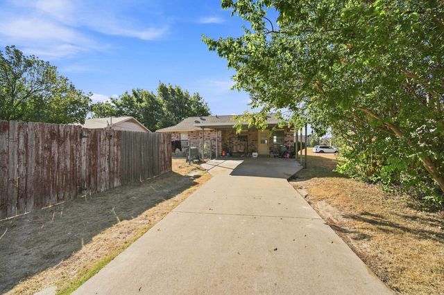 115 Solon Road, Waxahachie, TX 75165