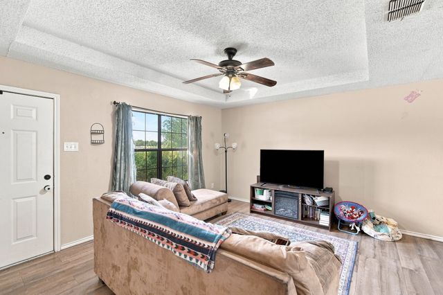 115 Solon Road, Waxahachie, TX 75165