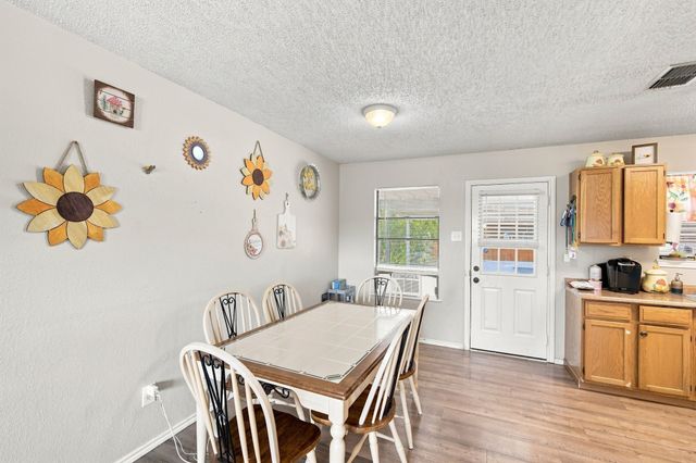 115 Solon Road, Waxahachie, TX 75165