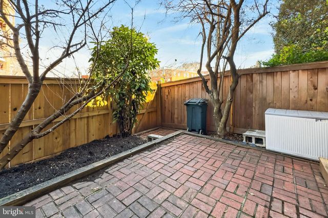 564 N WEST ST, Alexandria, VA 22314