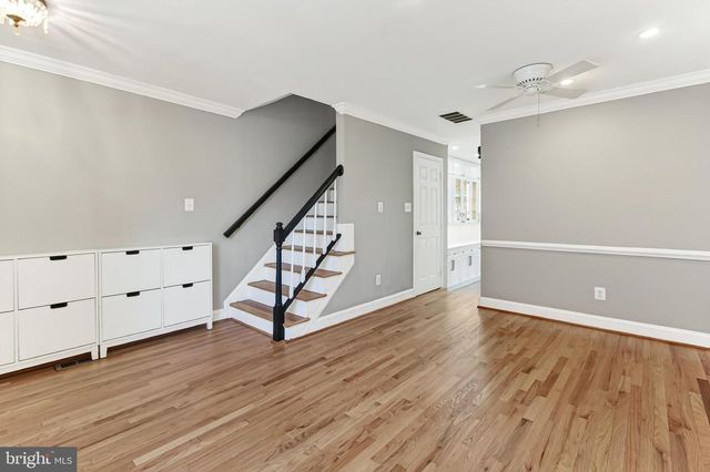 564 N WEST ST, Alexandria, VA 22314