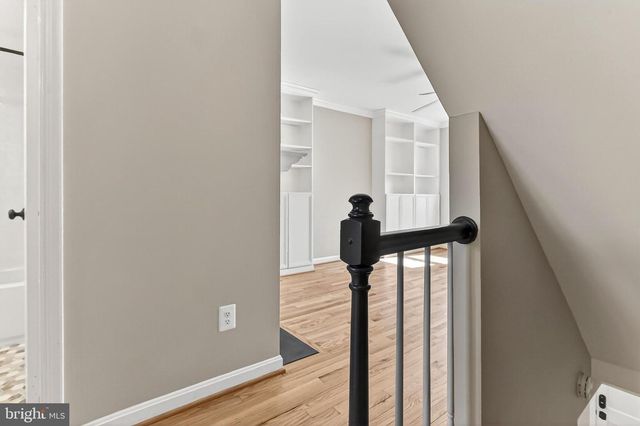 564 N WEST ST, Alexandria, VA 22314