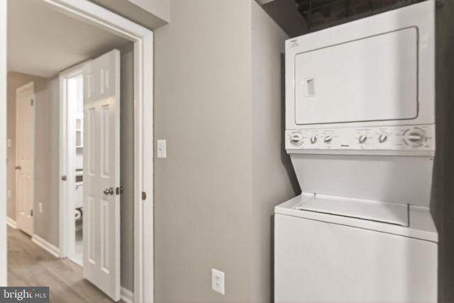 564 N WEST ST, Alexandria, VA 22314