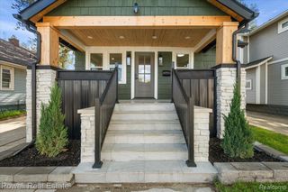 121 S Edison Avenue, Royal Oak, MI 48067