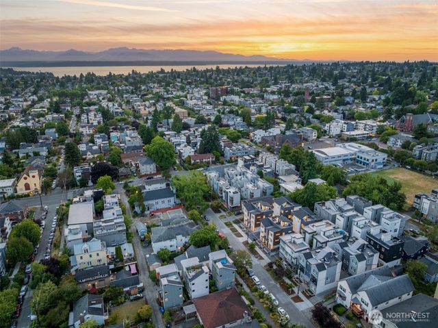 1746 B NW 62nd Street, Seattle, WA 98107