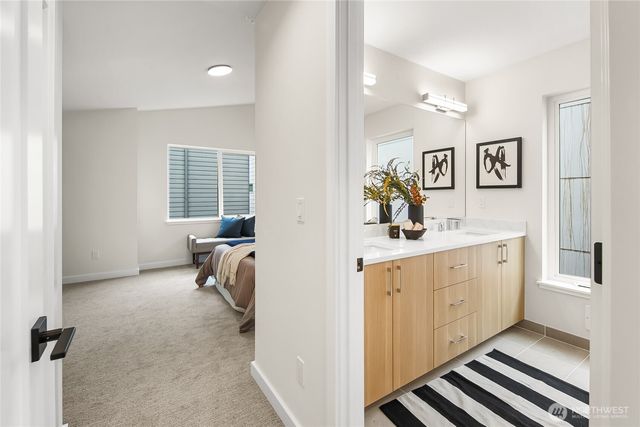 1746 B NW 62nd Street, Seattle, WA 98107