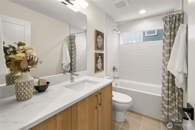 1746 B NW 62nd Street, Seattle, WA 98107