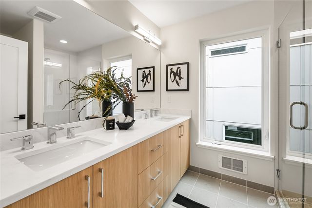 1746 B NW 62nd Street, Seattle, WA 98107