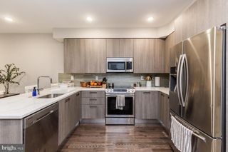 912 N 16TH ST #B, Philadelphia, PA 19130