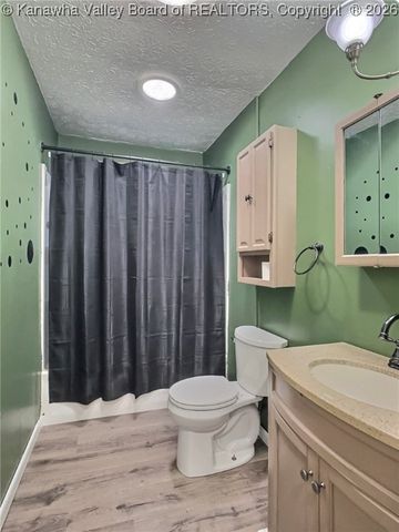 322 Grandview Drive, Hurricane, WV 52226