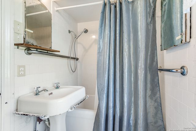 342 Alexander Hamilton, San Antonio, TX 78228