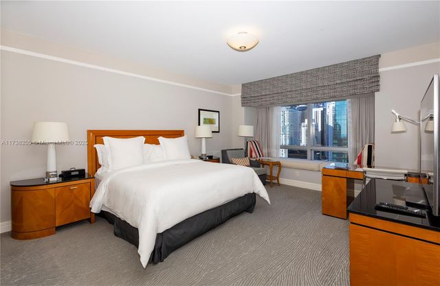 1435 Brickell Ave 3010, Miami, FL 33131